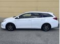 TOYOTA AURIS 2014/10 - 5
