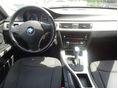BMW 320 2010/7 - 12