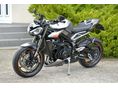 TRIUMPH STREET TRIPLE 2023/8 - 1