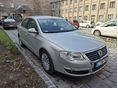 VOLKSWAGEN PASSAT 2010/1 - 2