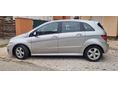 MERCEDES-BENZ B 180 2009/5 - 12