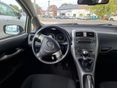TOYOTA AURIS 2007/11 - 8
