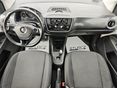 VOLKSWAGEN UP 2019/4 - 6