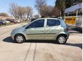 TOYOTA YARIS 2002/11 - 7