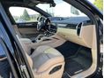 PORSCHE CAYENNE 2022/7 - 9