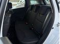 RENAULT CLIO 2013/10 - 23