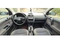 VOLKSWAGEN POLO 2004 - 5