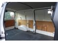 TOYOTA HIACE 2011/12 - 11