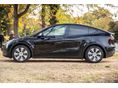TESLA MODEL Y 2023/6 - 8