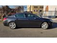 Peugeot 508 Hibrid oldala