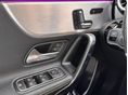 MERCEDES-BENZ A 250 2018/8 - 10