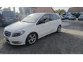 MERCEDES-BENZ B 180 2013/9 - 2
