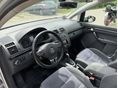 VOLKSWAGEN TOURAN 2010 - 19