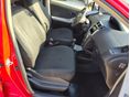 TOYOTA YARIS 2010/10 - 16
