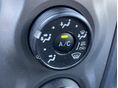 TOYOTA YARIS 2009 - 16
