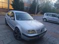 VOLKSWAGEN BORA 2003/8 - 1