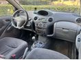 TOYOTA YARIS 2002 - 5
