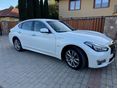 INFINITI Q70 2016/8 - 1