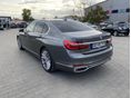 BMW 740 2016/5 - 7