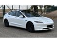 TESLA MODEL 3 2024/3 - 3