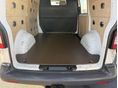 VOLKSWAGEN TRANSPORTER T5 2011/4 - 9