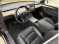 TESLA MODEL Y 2022/9 - 14