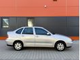 VOLKSWAGEN POLO 2000/6 - 7