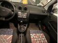 FORD FIESTA 2005 - 9