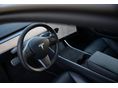 TESLA MODEL 3 2020/12 - 9