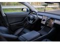 TESLA MODEL 3 2020/12 - 10