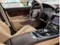 JAGUAR XJ 2010 - 16