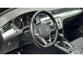 VOLKSWAGEN PASSAT 2022/9 - 5