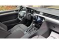 VOLKSWAGEN PASSAT 2022/9 - 7