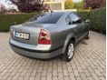 VOLKSWAGEN PASSAT 2004/9 - 6