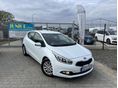 KIA CEE'D 2015/7 - 1