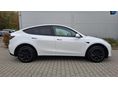 TESLA MODEL Y 2022/2 - 5