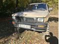 TOYOTA HILUX 1993 - 10