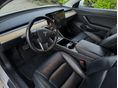 TESLA MODEL 3 2020/6 - 9