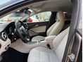 MERCEDES-BENZ CLA 200 2014/5 - 12