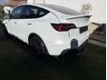 TESLA MODEL Y 2022/8 - 4