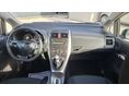 TOYOTA AURIS 2011/2 - 9