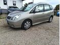 TOYOTA COROLLA VERSO 2002/7 - 1