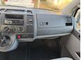 VOLKSWAGEN TRANSPORTER T5 2004/1 - 8