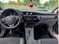 TOYOTA AURIS 2016/10 - 9