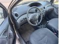 TOYOTA YARIS 2003/10 - 6