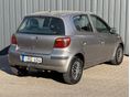 TOYOTA YARIS 2003/10 - 3