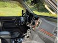 MITSUBISHI PAJERO 2016/8 - 6