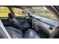 TOYOTA AVENSIS VERSO 2003/2 - 9