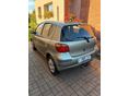 TOYOTA YARIS 2003/11 - 10