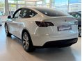 TESLA MODEL Y 2023/9 - 3